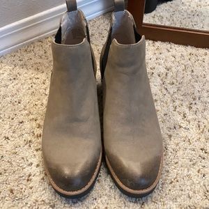 caslon joshua bootie